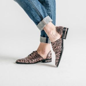 Freda Salvador Wit D’Orsay Taupe Snake Leather Oxfords 8.5